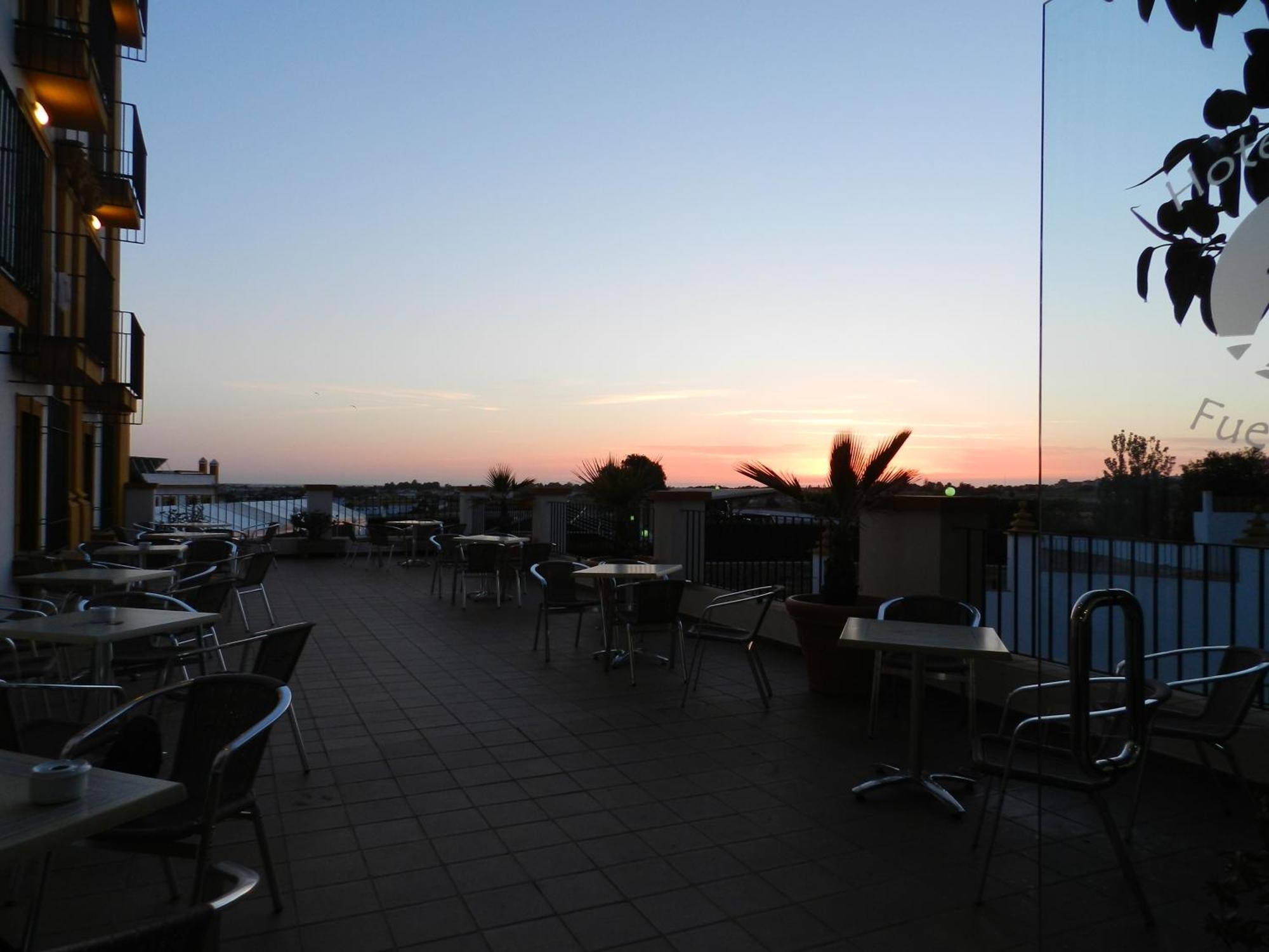 Hotel Balneario De Chiclana Чиклана-де-ла-Фронтера Экстерьер фото